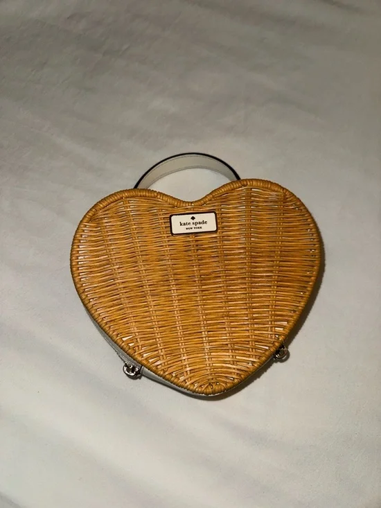 Kate Spade Heart Crossbody bag in Wicker - Picture 7 of 7